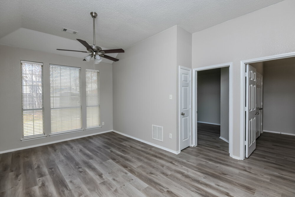 Building Photo - 6920 Field Lark Dr