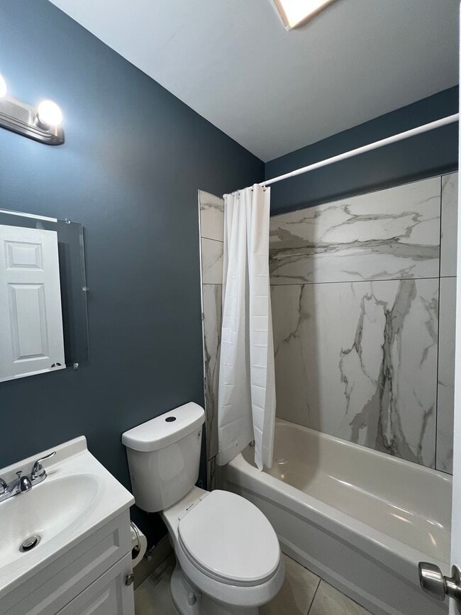 Building Photo - 2020 McCulloh St