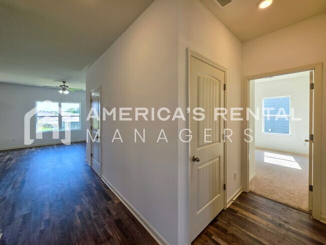 Building Photo - Home for rent in Rosser Farms!