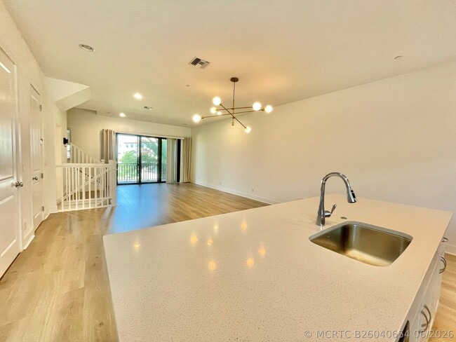 Building Photo - 12666 Machiavelli Way