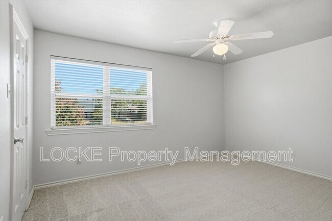 Building Photo - 2033 Teton Pl