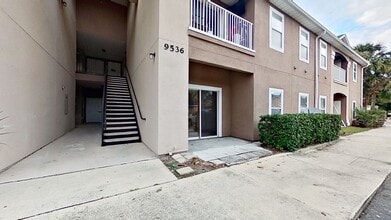 Building Photo - 2 Bed 2 Bath Condo Available in Villa Beauclerc!