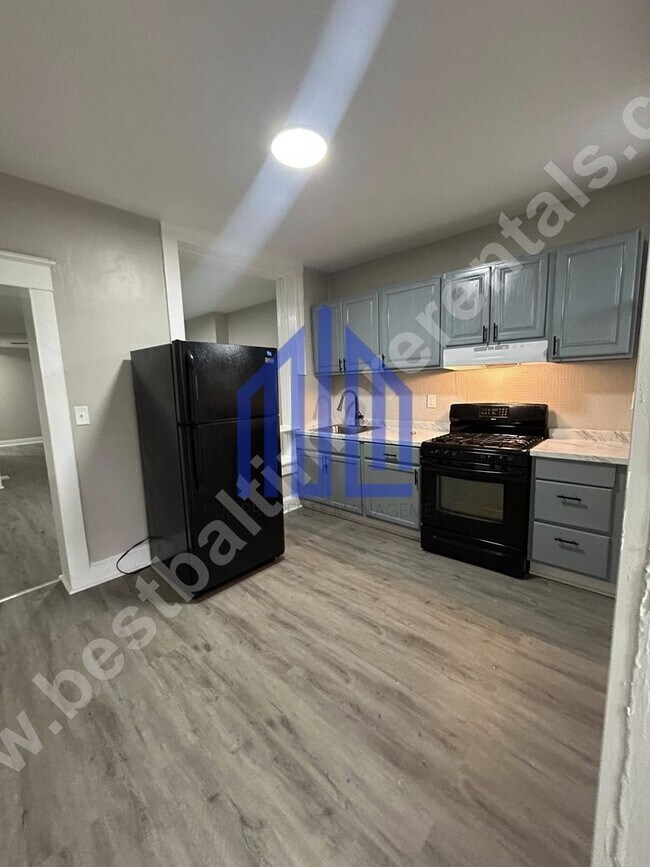 Building Photo - Coming Soon!!!!!! Spacious 4 Bedroom in We...