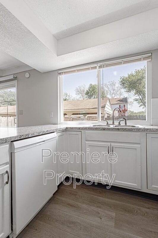 Building Photo - 6202 E 129 St