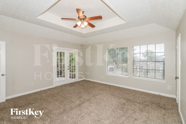 Building Photo - 2106 Hazyknoll Ln
