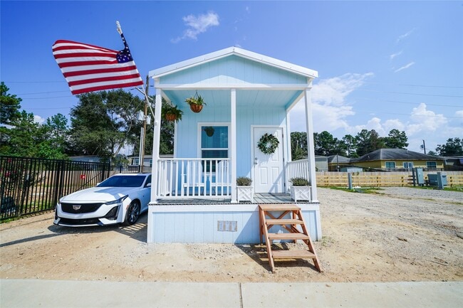 Building Photo - 242 Ulrich Ln