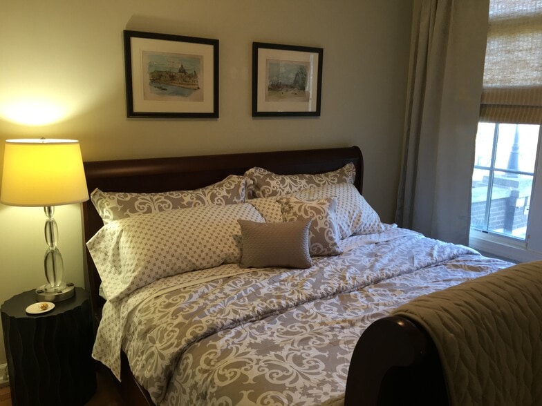Bedroom 1 - 1844 N Humboldt Blvd