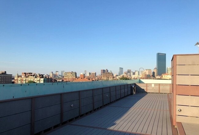 Building Photo - 464 Commonwealth Ave