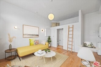 Building Photo - 1341 Lilac Terrace