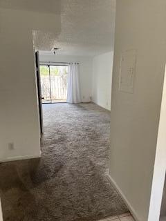 Building Photo - 423 N Cypress Dr