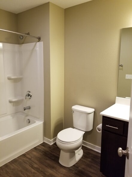 Building Photo - 9061 Burkwood Dr