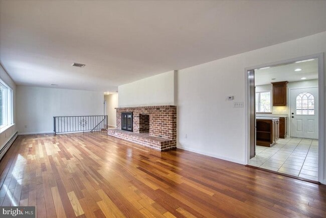 Building Photo - 1674 High Point Ln