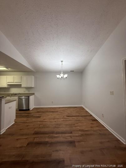 Building Photo - 513 Meadowland Ct
