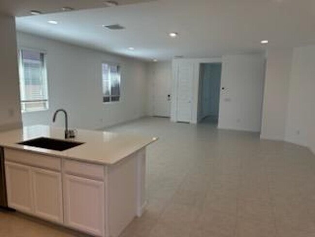 Building Photo - 24687 N 170th Dr