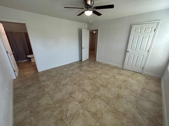 Building Photo - Newly Remodeled
