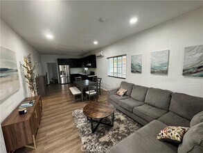 Building Photo - 533 E 36th St