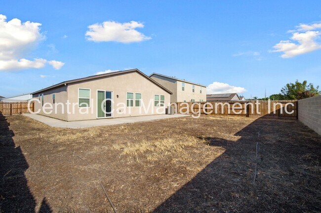 Building Photo - 6618 Glacier Bay St