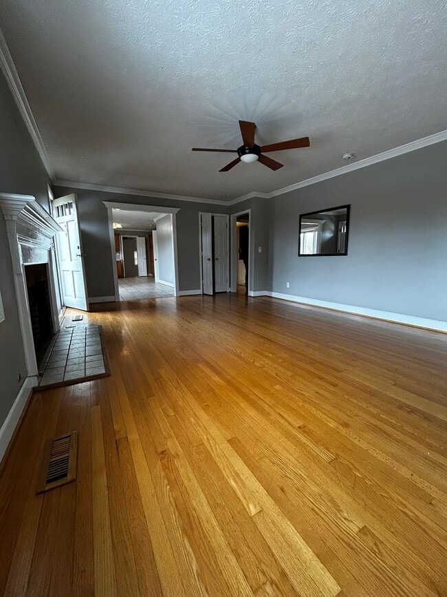 Building Photo - Single family home in Forest