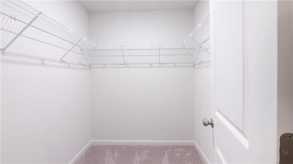 Building Photo - 3675 Abbey Wy