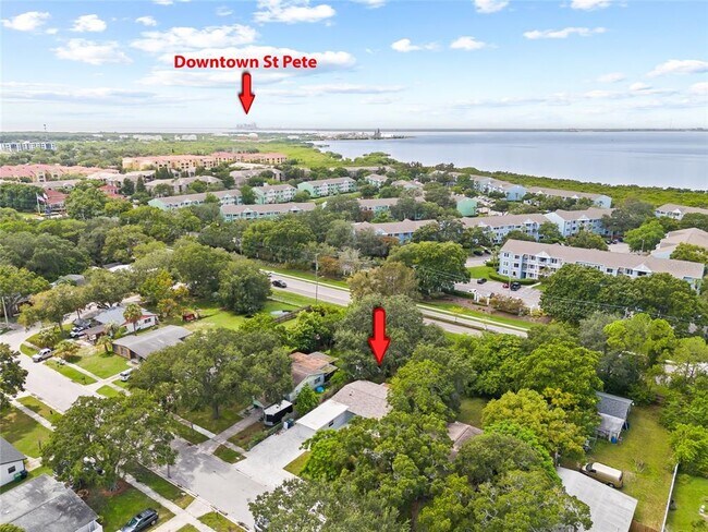 Building Photo - 6327 S Renellie Ct