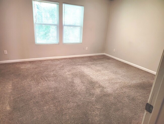 Building Photo - A Fabulous Place to Call Home!