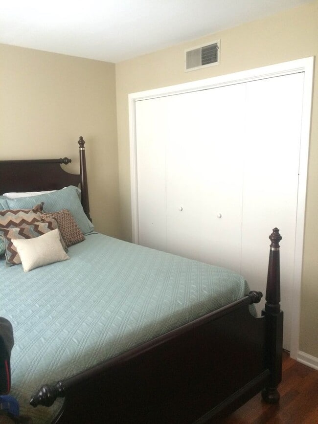 Building Photo - Condo Located at Borden Commons