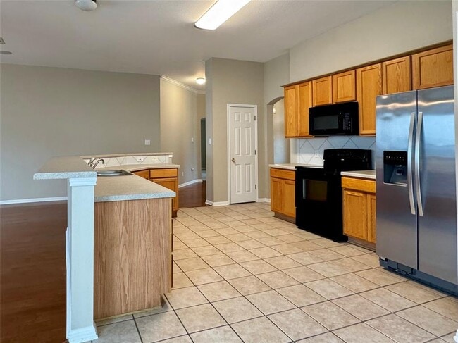 Building Photo - 13509 Shawna Dnay Dr