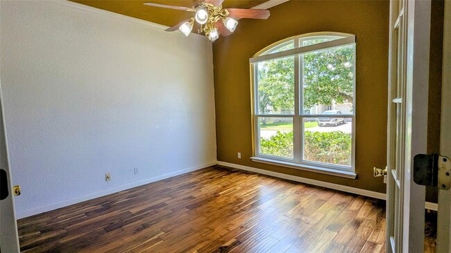 Building Photo - 114 Ambrose Dr