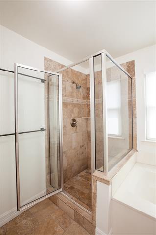 Building Photo - 8204 Tavaros Dr