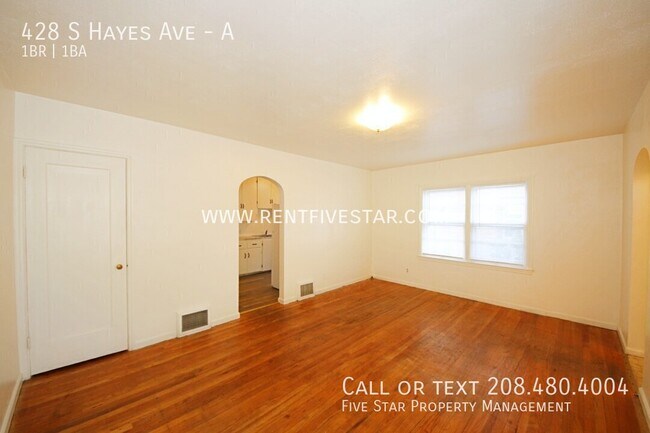 Building Photo - 428 S Hayes Ave