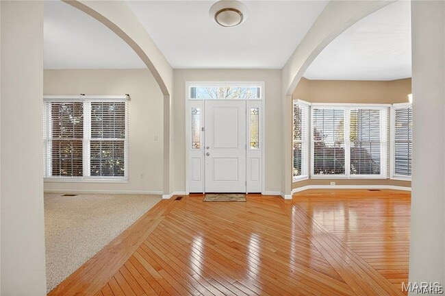 Building Photo - 811 Wheaton Way