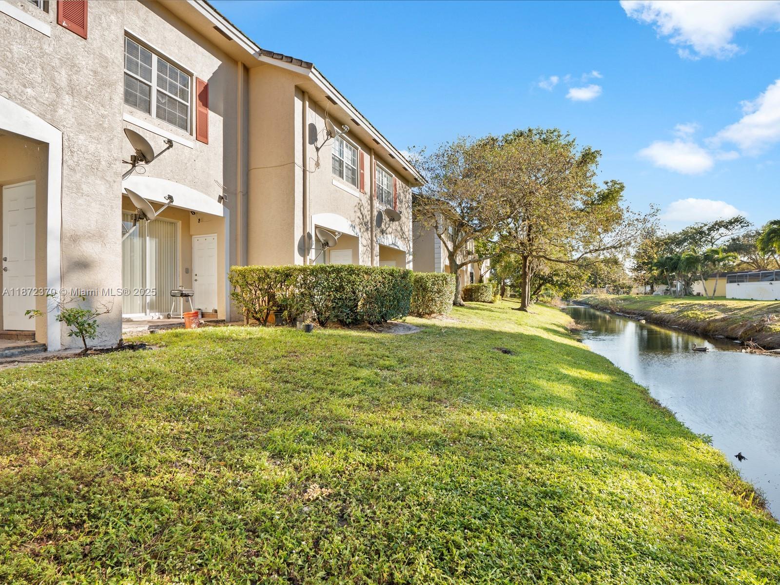 Building Photo - 767 NW 42nd Ave