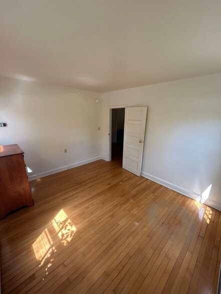 Building Photo - 120-126 North Willard St