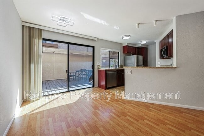 Building Photo - 3256 Via Marin