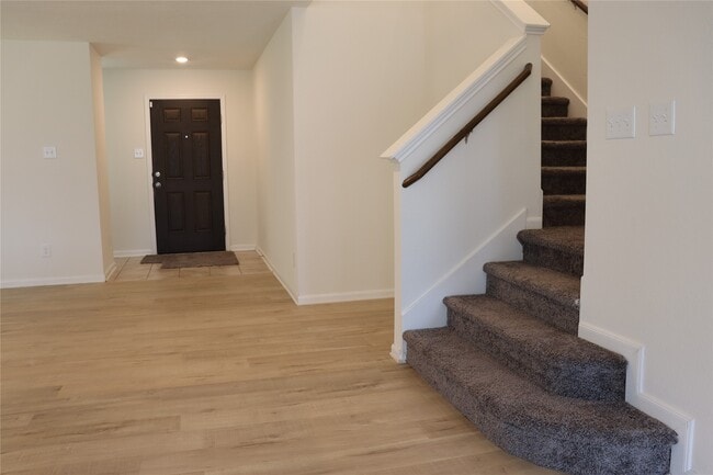 Building Photo - 20807 Sheffield Pk Dr