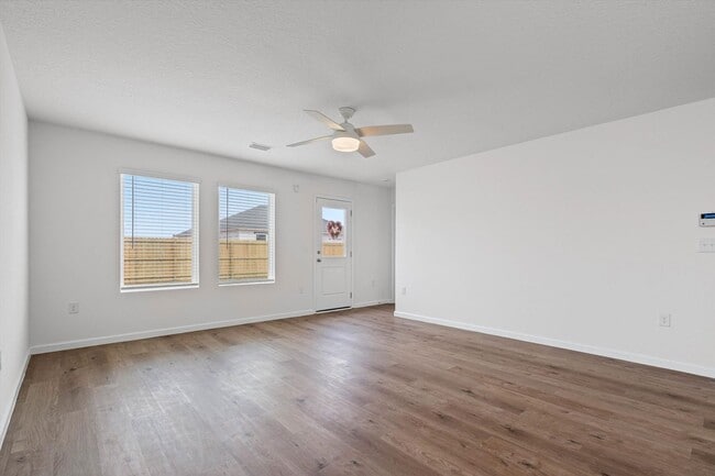 Building Photo - BRAND NEW CONSTRUCTION!