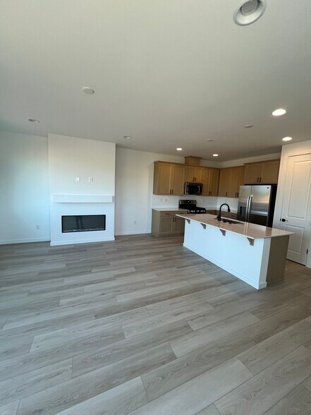 Building Photo - 17828 NW 10th Pl