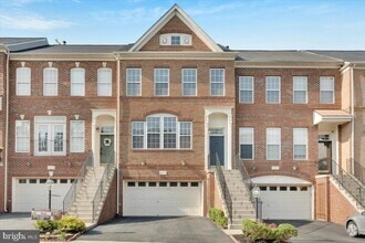 Building Photo - 41904 Cinnabar Square