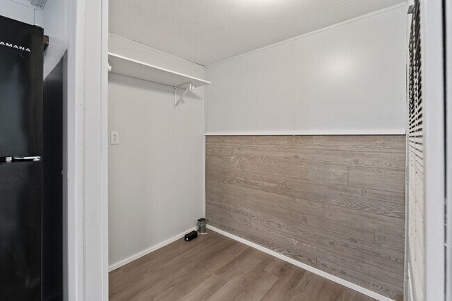 Building Photo - 109 Totem Pole Dr