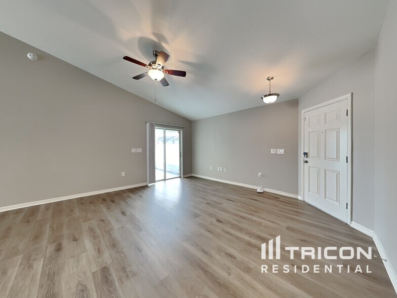 Building Photo - 3046 Grand Preserve Blvd