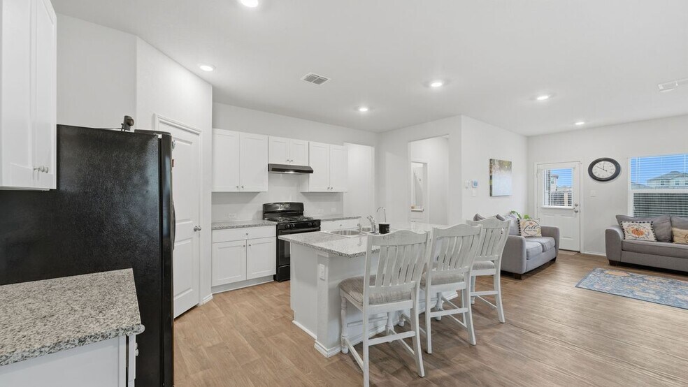 Building Photo - 4055 Fort Palmer Blvd