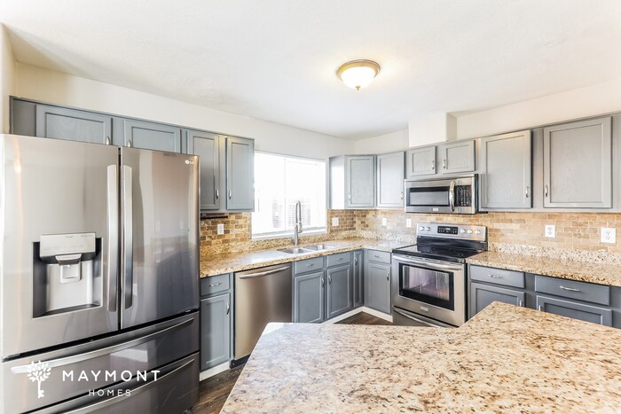 Building Photo - 311 E Mountain View Rd