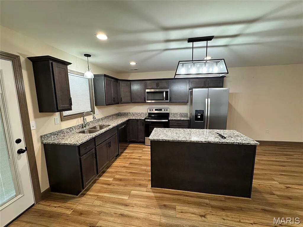 Building Photo - 3617 Justine Dr