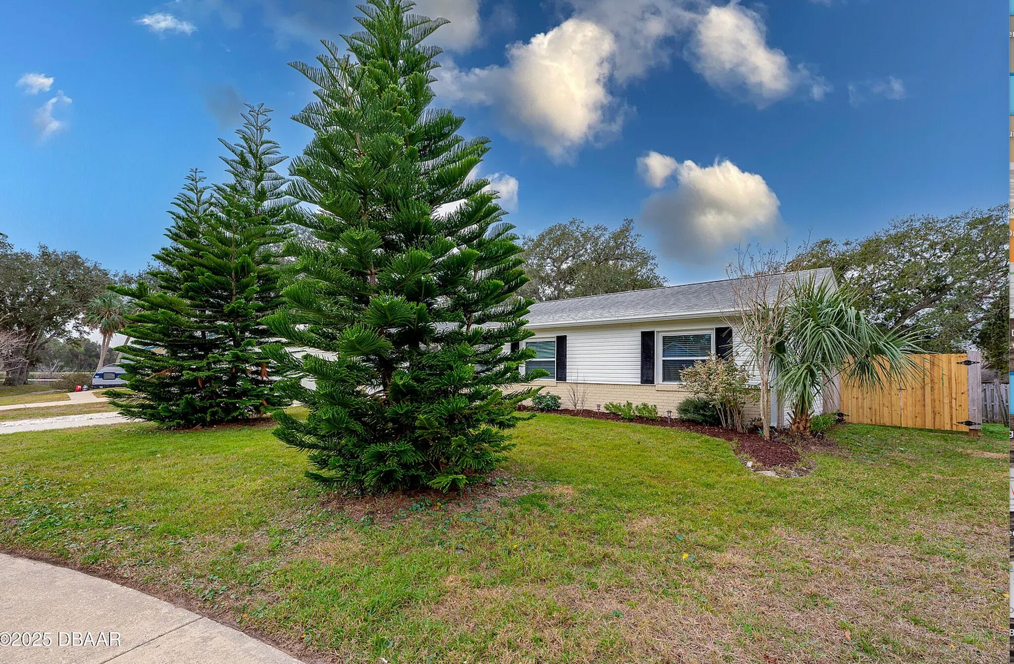 Building Photo - 1036 Tompkins Dr