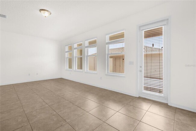 Building Photo - 8130 Red Stopper Ln