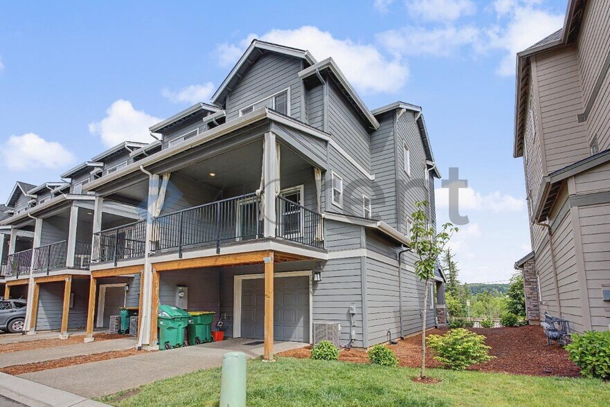 Building Photo - Unit