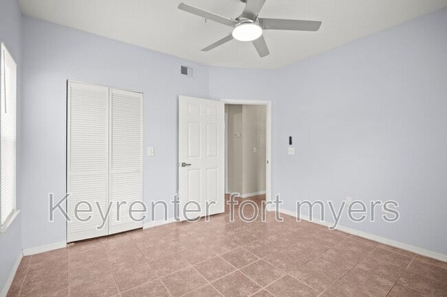Building Photo - 11511 Villa Grand