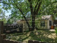 Building Photo - All Electric 2 Bedroom 1 Bath Home Near Soulsbyville!
