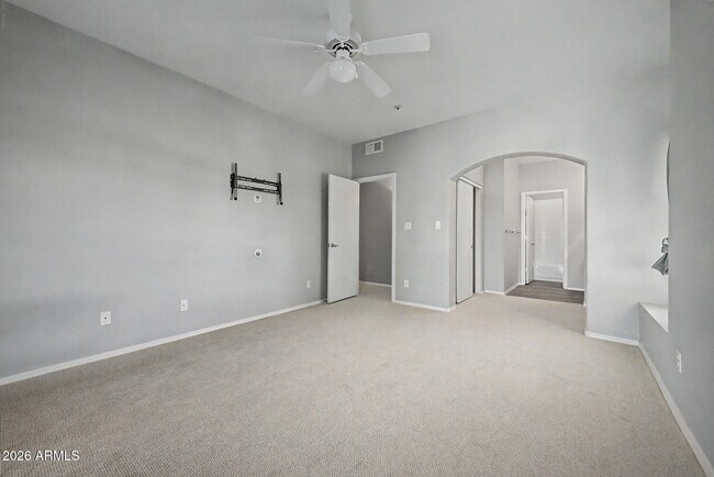 Building Photo - 9600 N 96th St