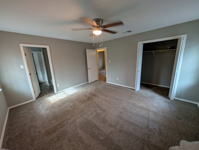 Building Photo - 204 Ralph St